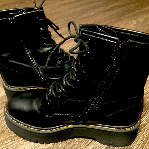 Steve Madden “Betty” style combat boots. - Picture 7 of 9